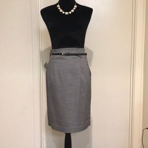 ✨NWT✨ Worthington black and white fitted skirt